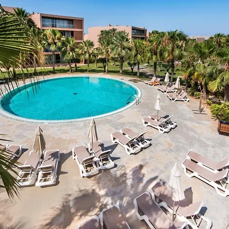 Salgados By Algarve Holidays * אלבופיירה